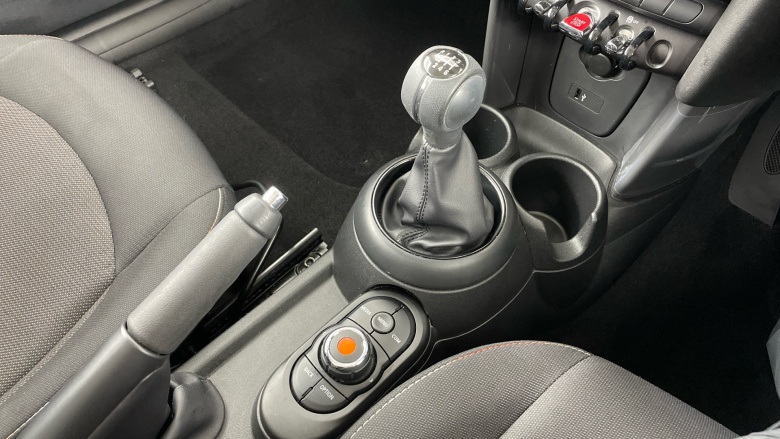 MINI Hatchback 1.5 Cooper II 3dr Petrol Hatchback